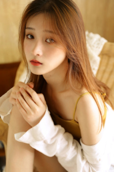 金梅瓶3